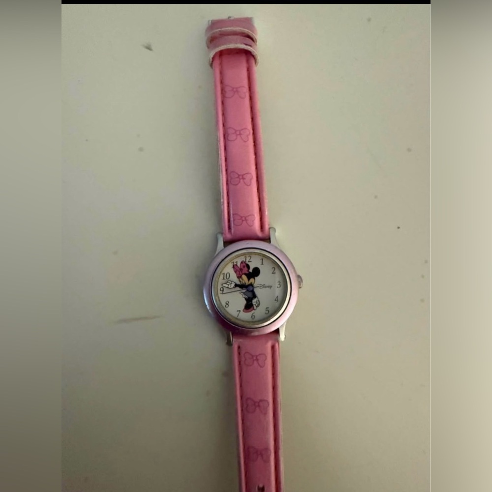 Pink Minnie Mouse kids Watch